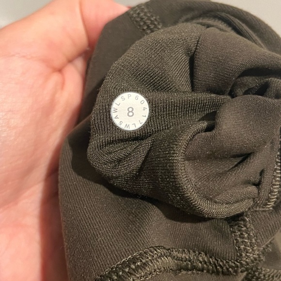 Lululemon Leggings Mesh ZigZag Olive Green - Picture 5 of 5